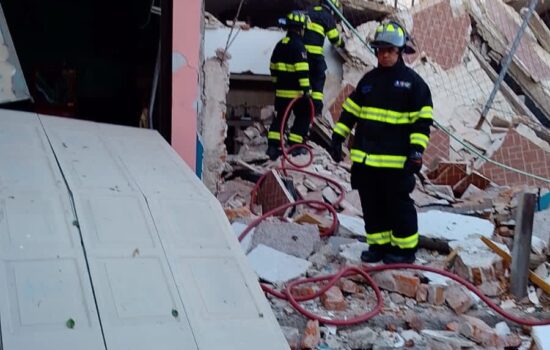 Atención rápida tras deflagración en Lomas